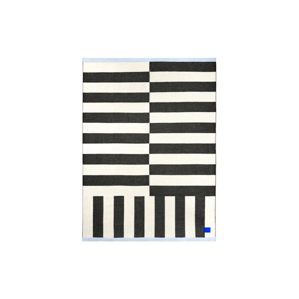 Hem Throws And Cushions>Stripe